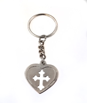 METAL KEYCHAIN HEART CROSS DESIGN SILVER COLOR - Joy of Gifting